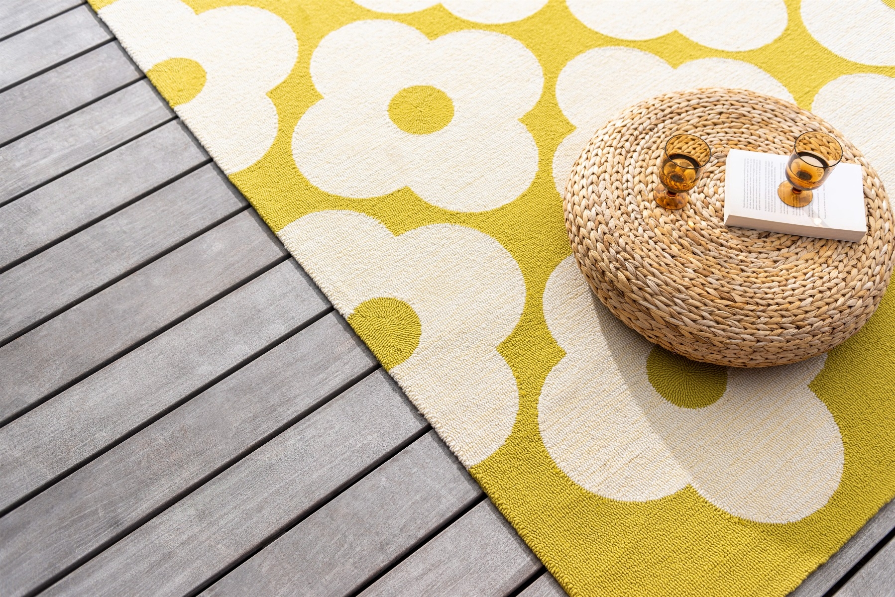 Dandelion Yellow Outdoor Hand-Tufted Rug