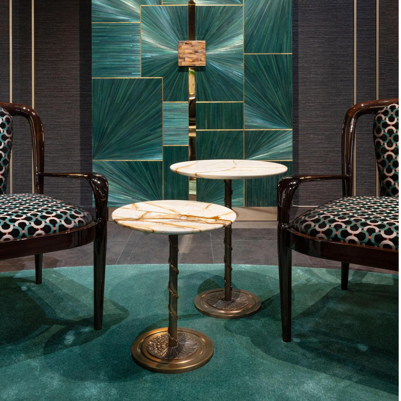 Shiny-Lady Lounge Chair