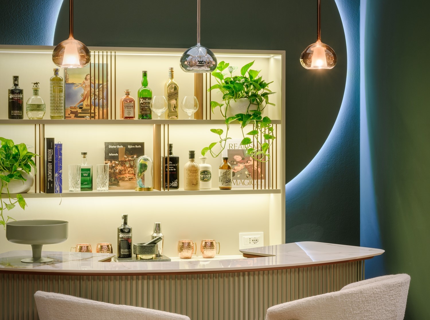 Dry Home Bar with Counter