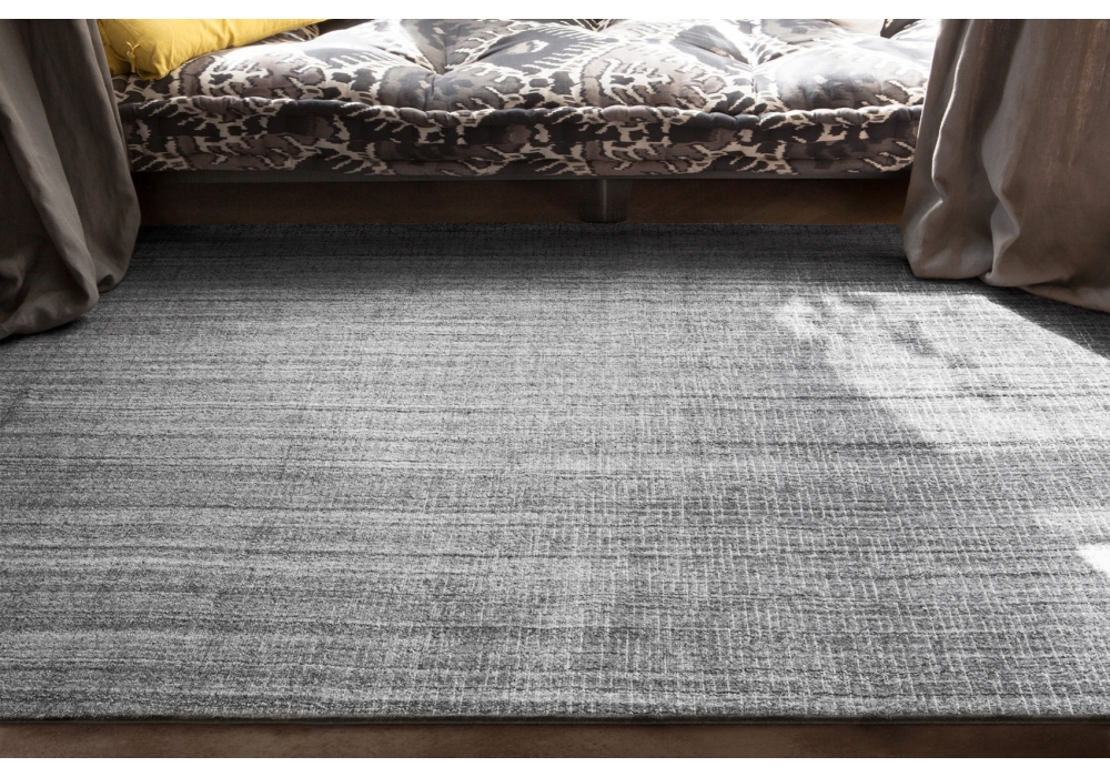 Wool / Viscose Hand-Loomed Rug
