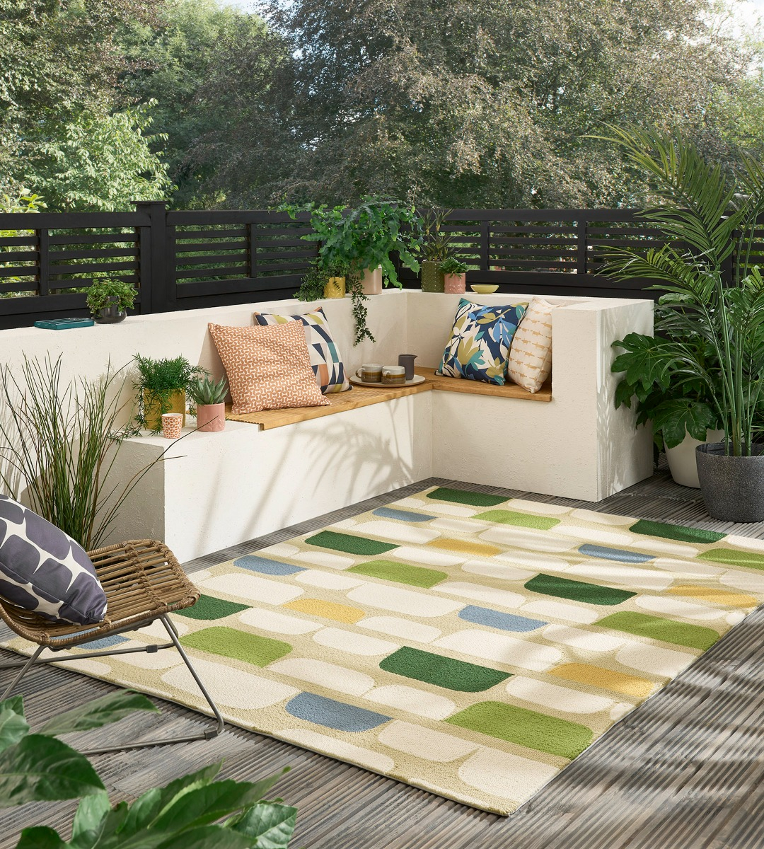 Beige / Multi Outdoor Handtufted Rug