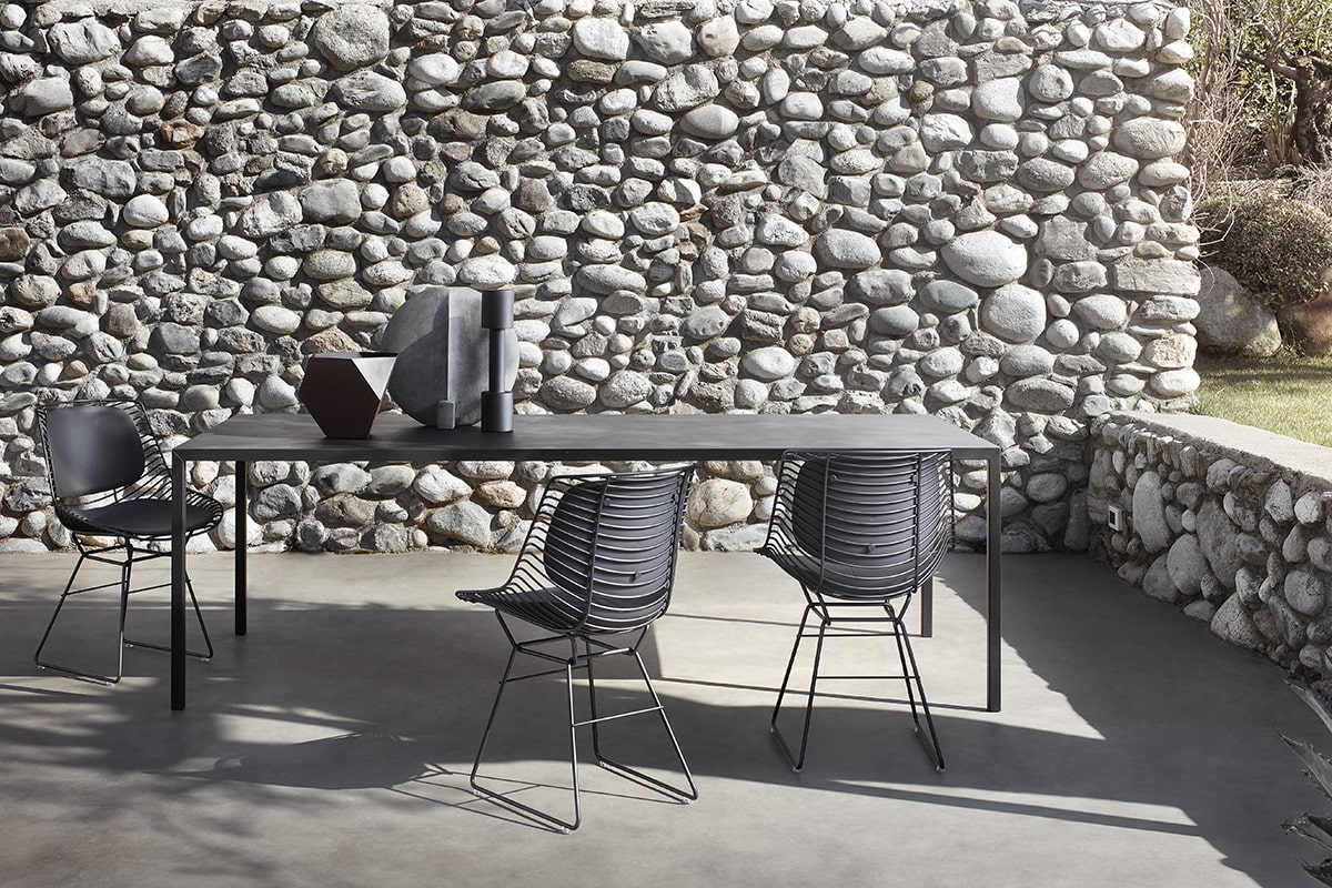 Tense Premium Outdoor Table ☞ Color: Reconstructed Stone White Calce X131