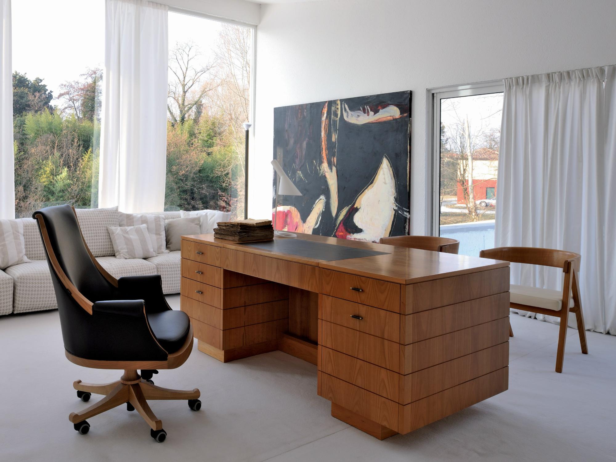 Roma Desk