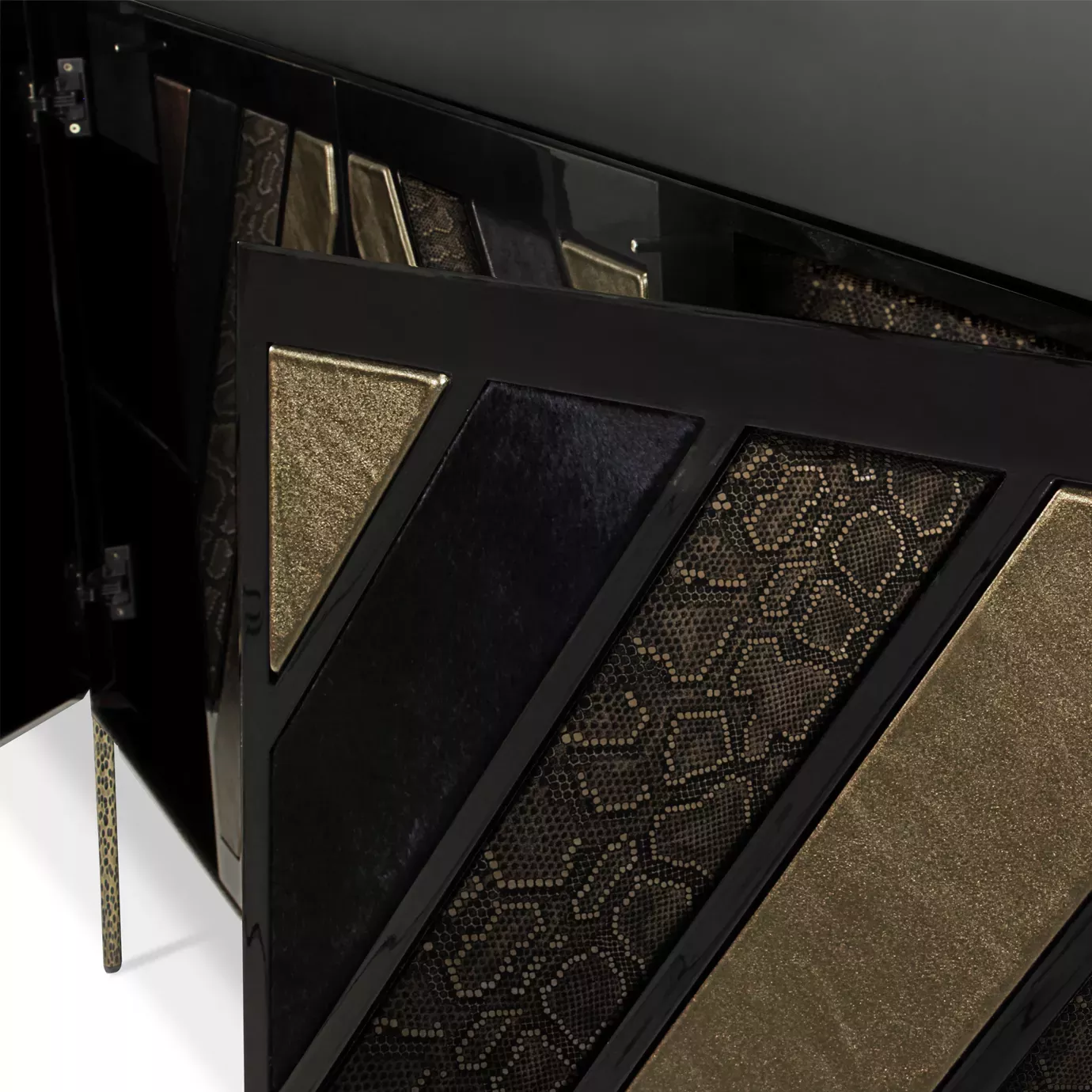 Opia Cabinet