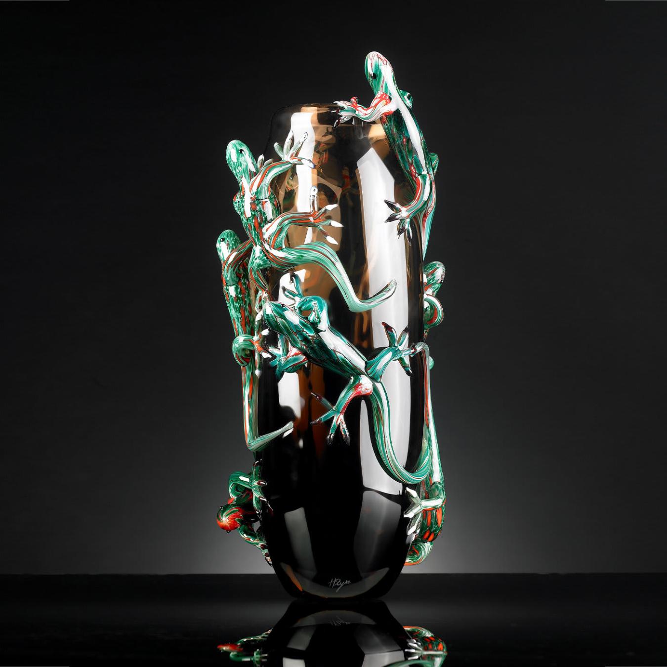 Geckos Large Vase