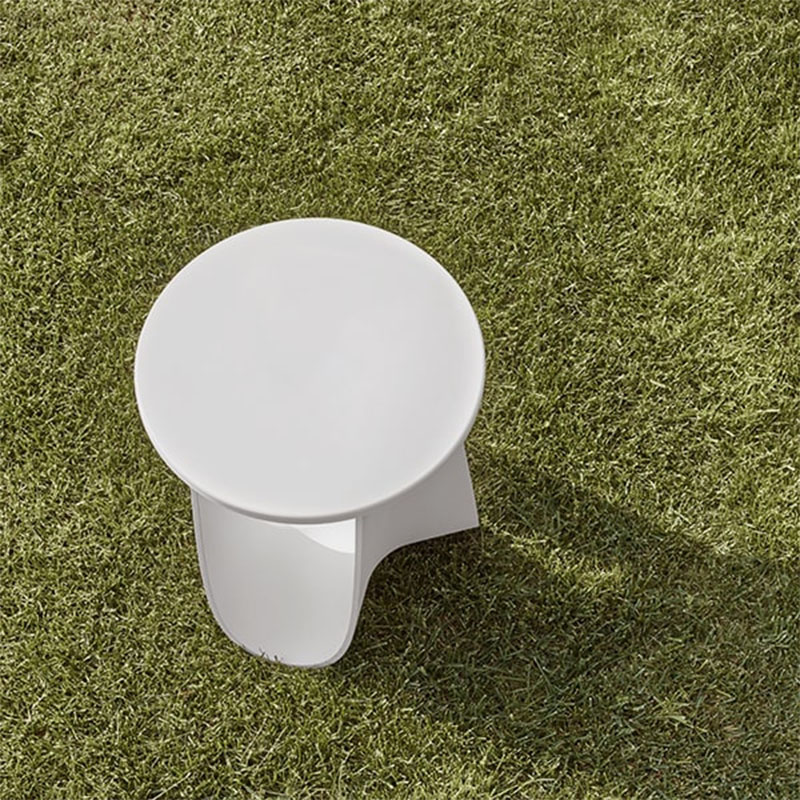 SAG Italian Stool | Indoor / Outdoor: Indoor | Structure: White Polyurethane | Tabletop: White Polyurethane