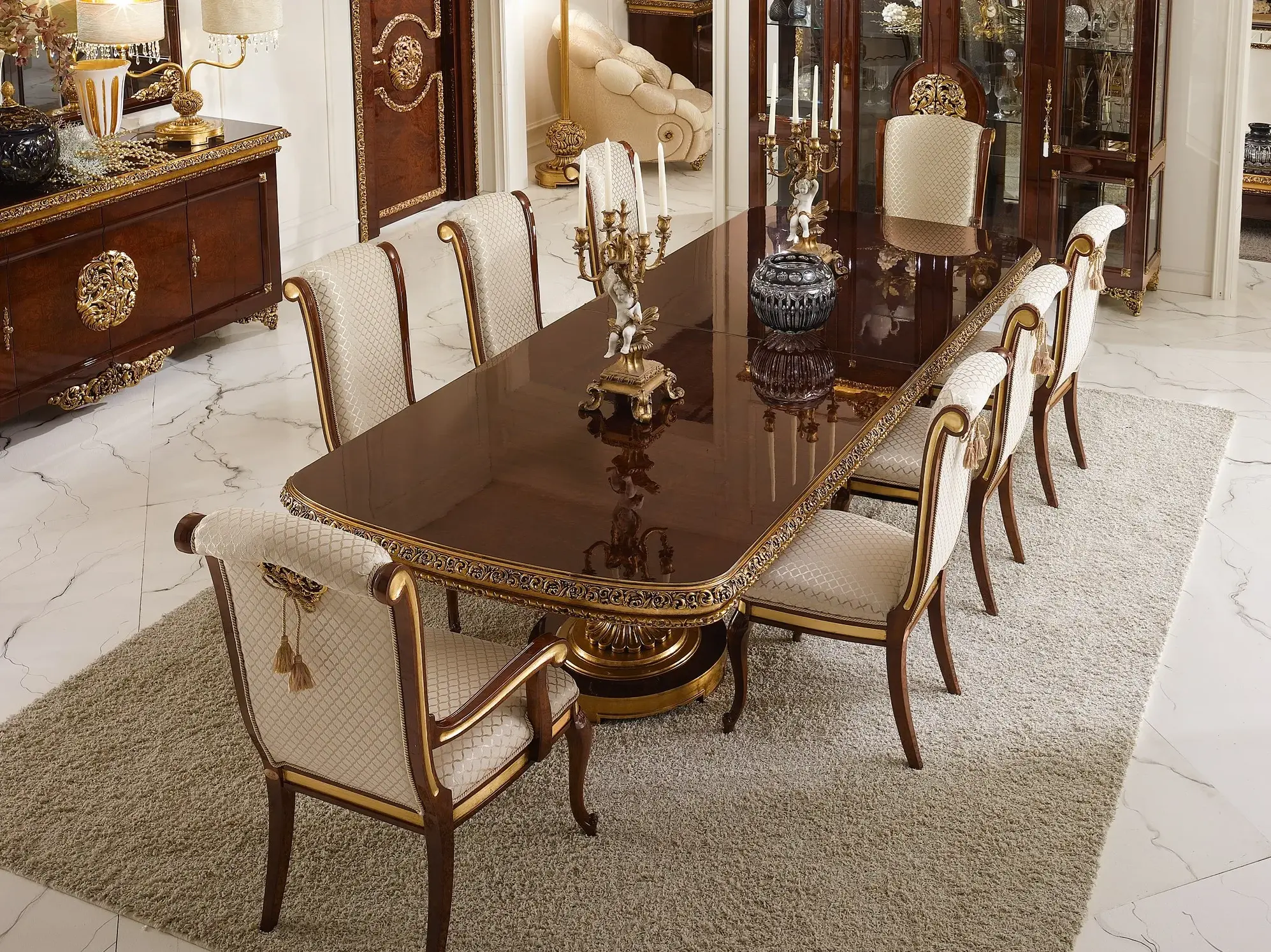 Elegance Classic Dining Table | Configuration: Expandable