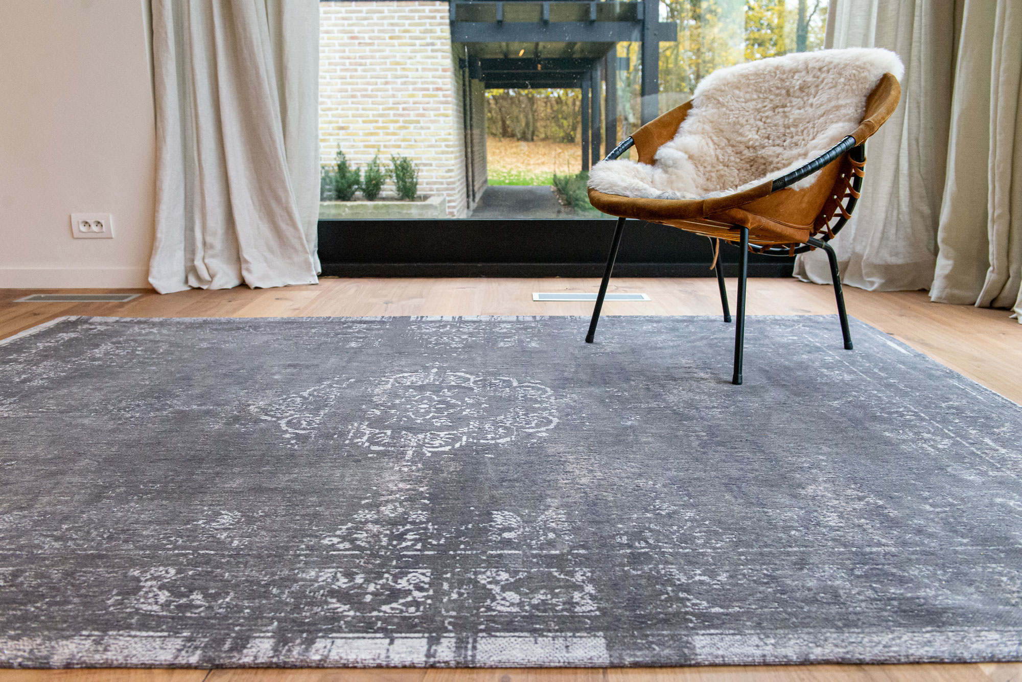 Medallion Grey Rug