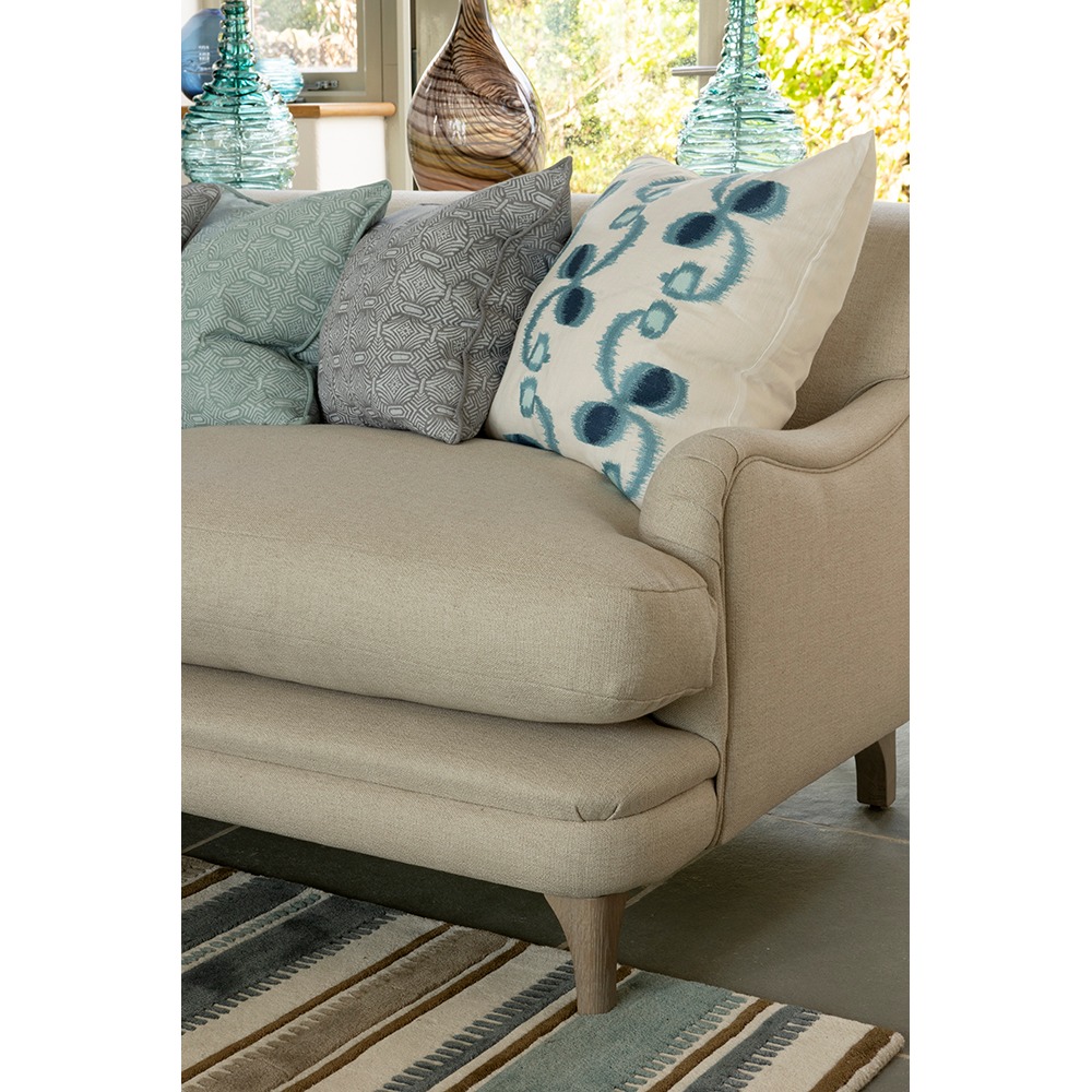 Pali Cushion