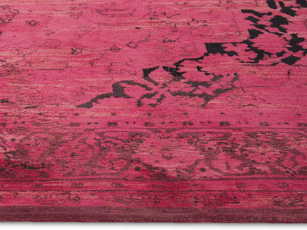 Heriz Persian Pink Premium Rug | Size: 5' 7