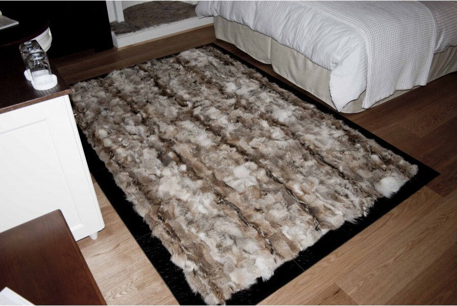 Coyote Real Fur Rug ☞ Size: 270 x 270 cm