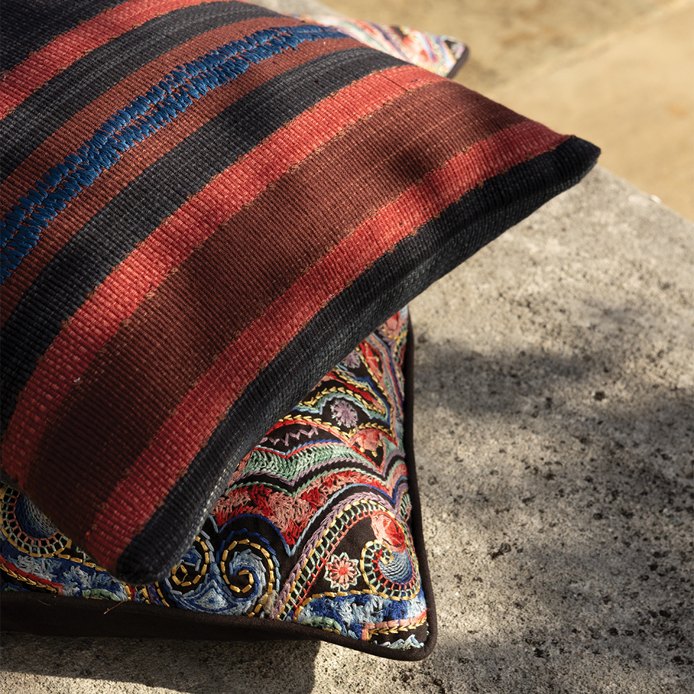 Naraya Cushion