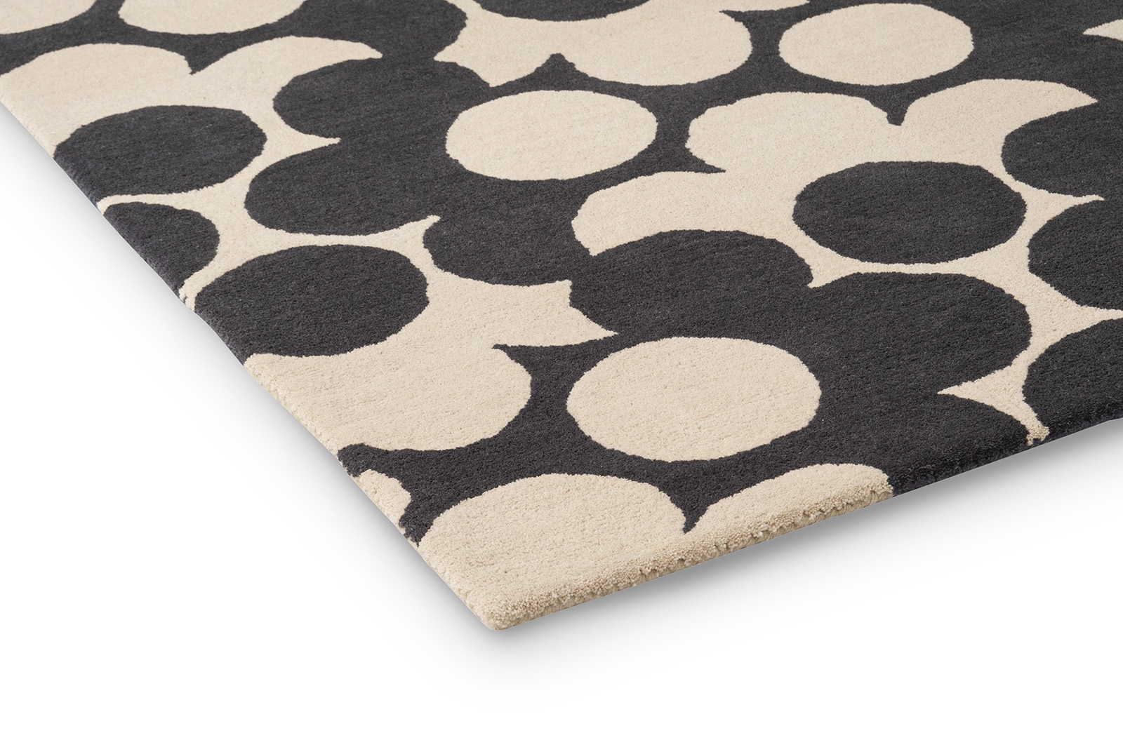 Flower Black & White Hand-Tufted Rug