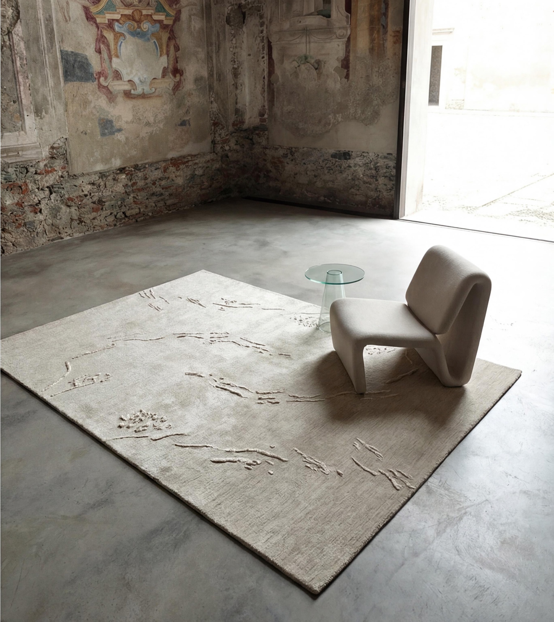 Silver Ombre Elegance Handcrafted Rug