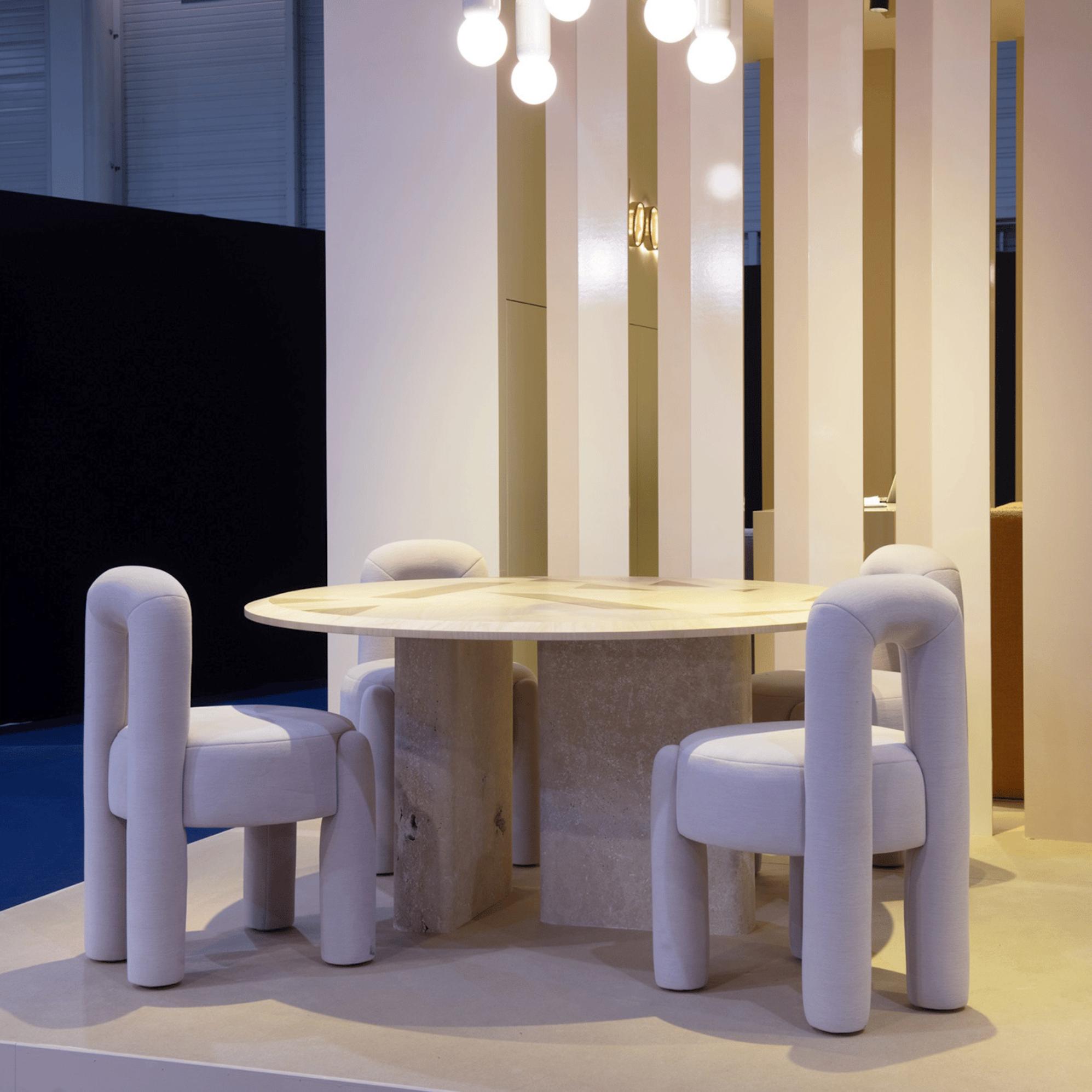 L'Anamour Dining Table