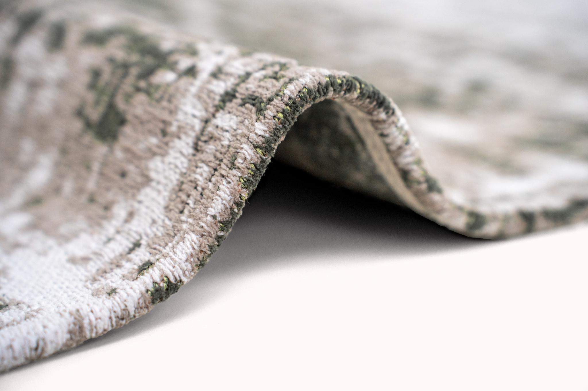 Central Green Rug
