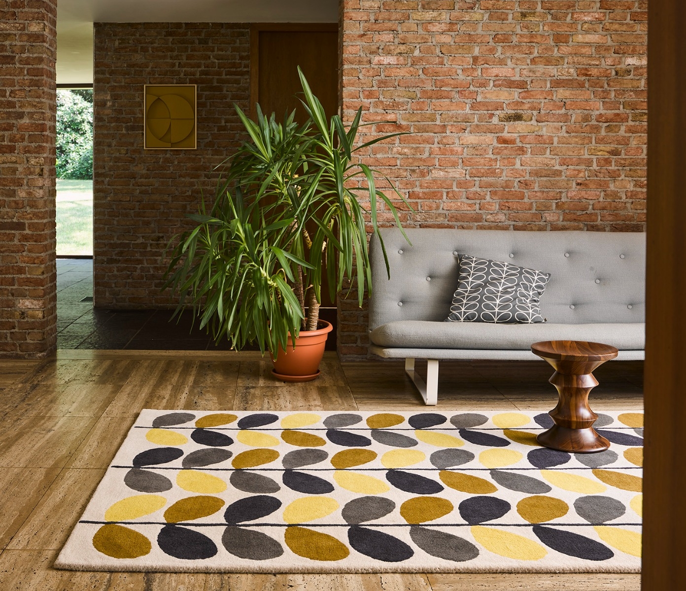 Leaves Hand-Tufted Rug