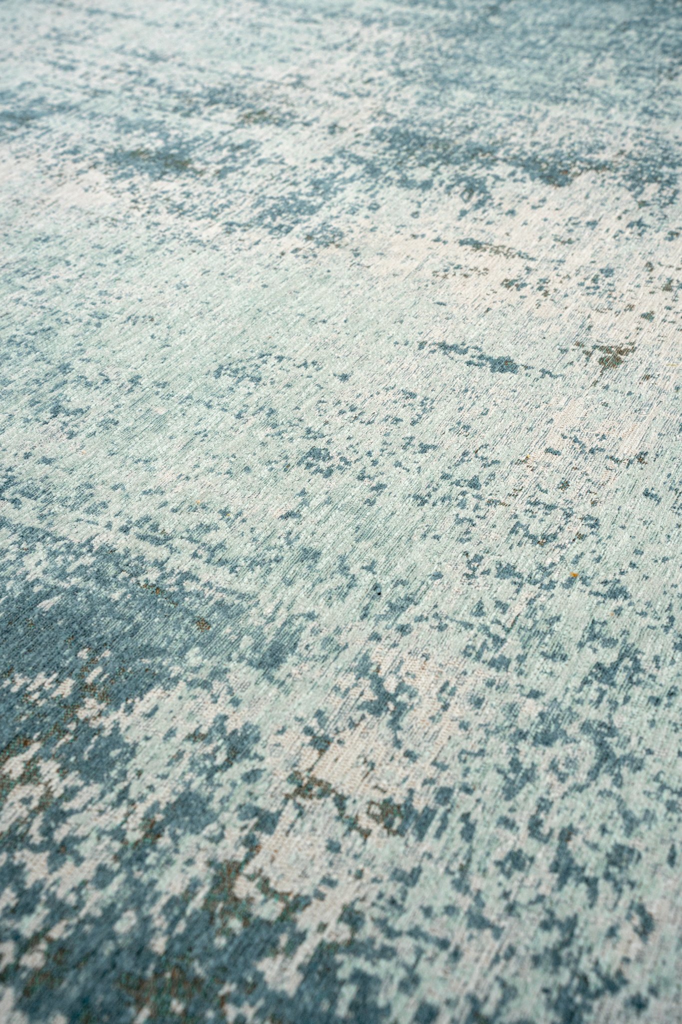 Neptune Round Rug