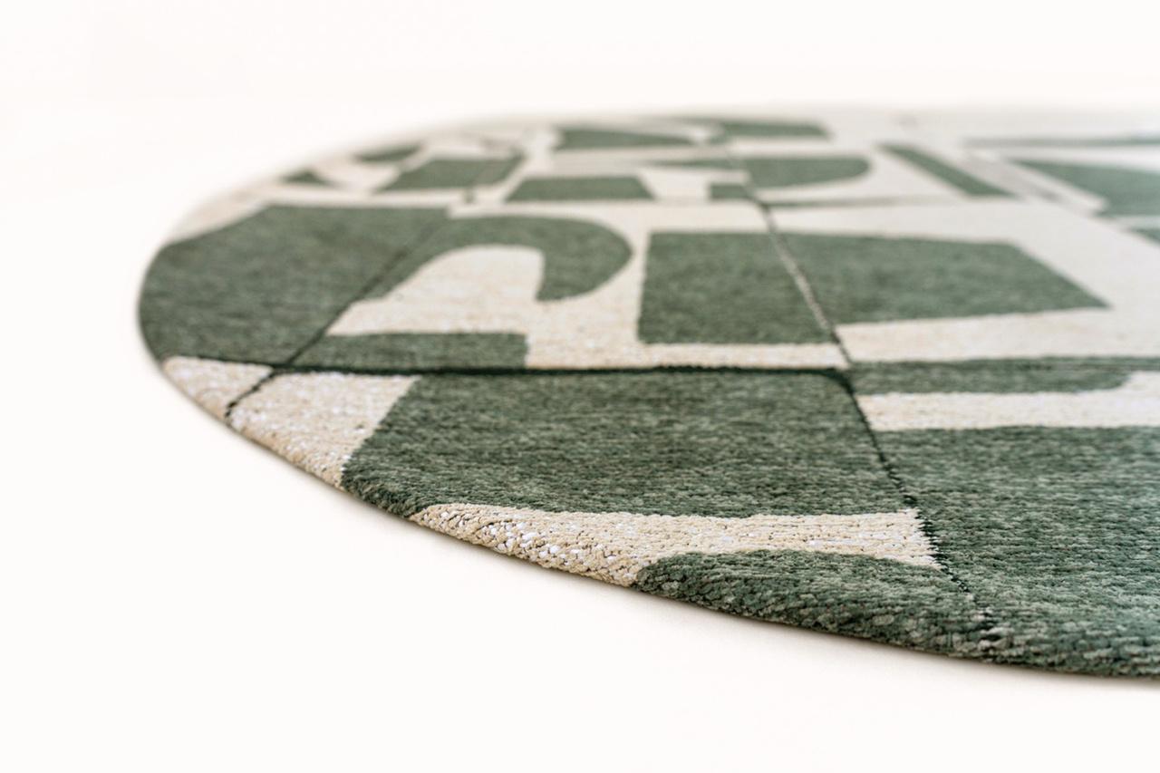 Sea Spray Round Rug