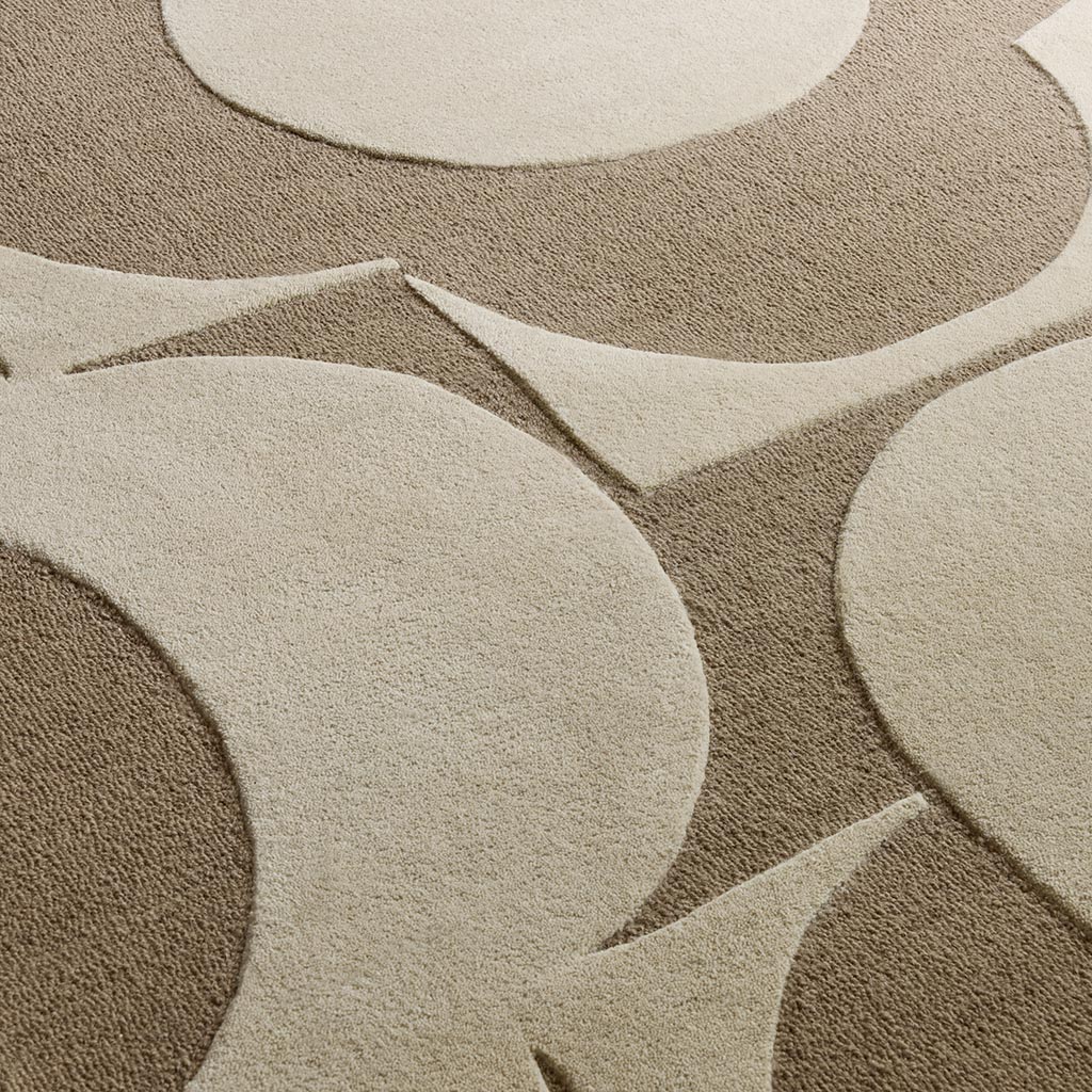 Flower Mushroom / Ecru Rug | Size: 6' 7