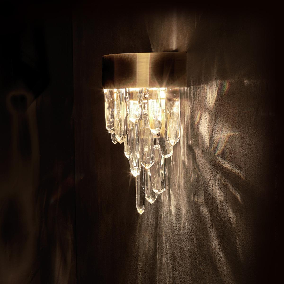 Brass Flow Wall Light