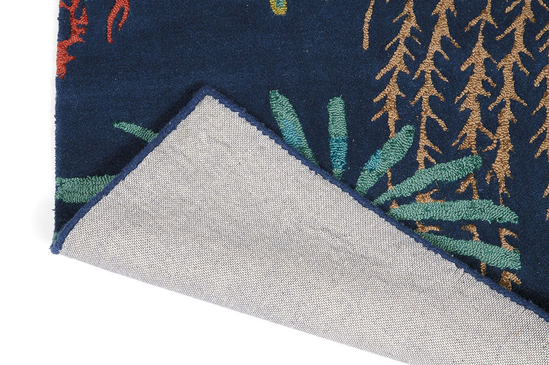 Tropical Night Wool Rug ☞ Size: 4' 7" x 6' 7" (140 x 200 cm)