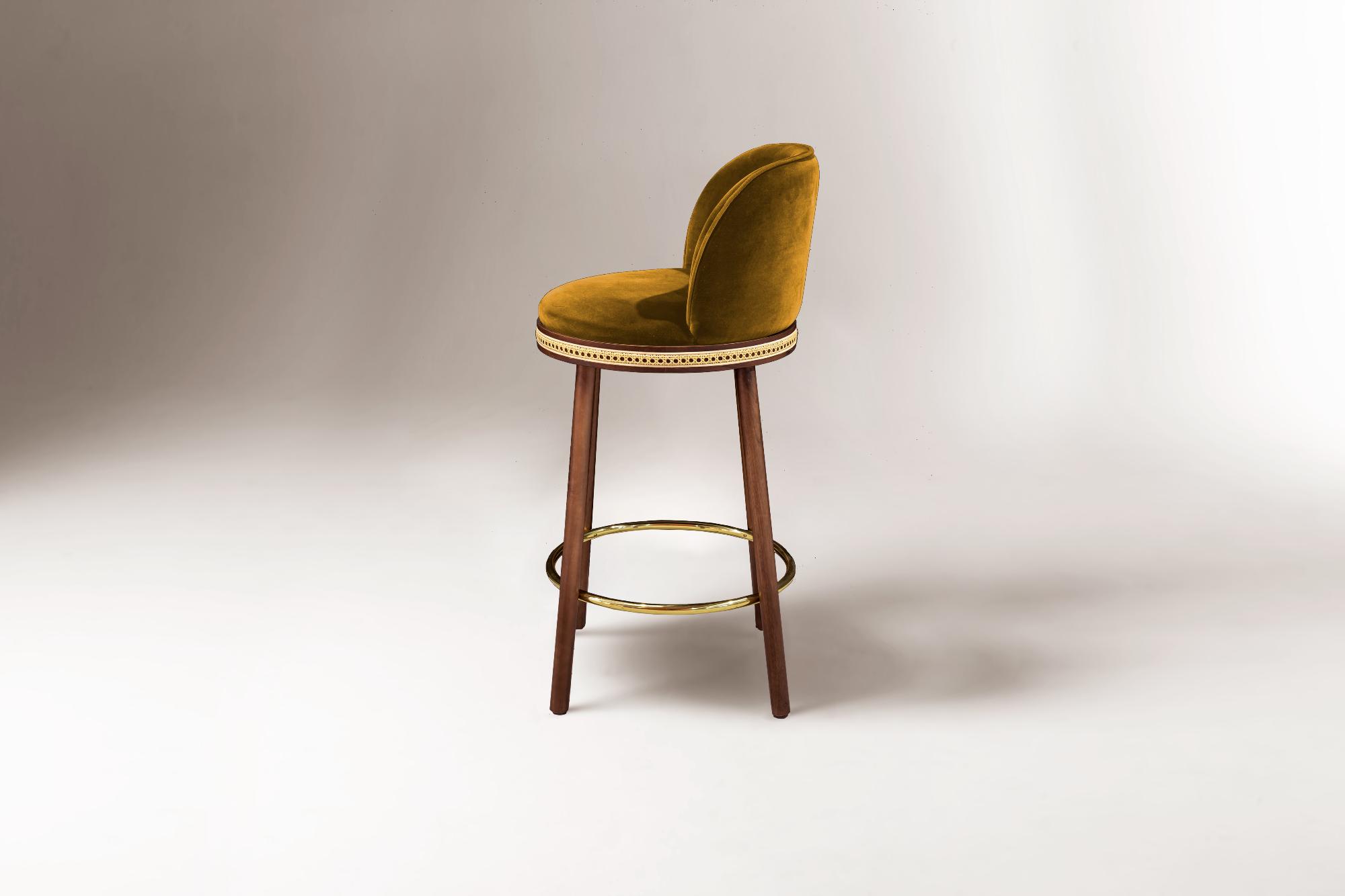 Alma Bar Stool