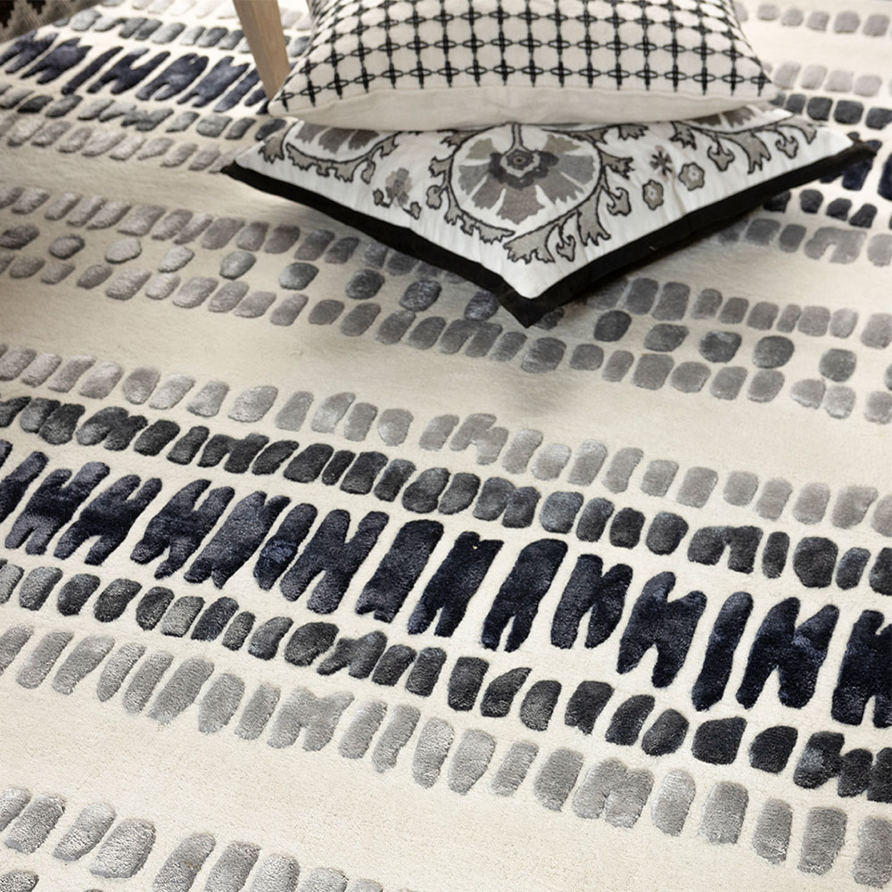 Alexi Cushion