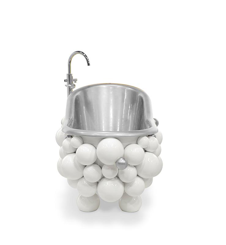 Gravity Bathtub