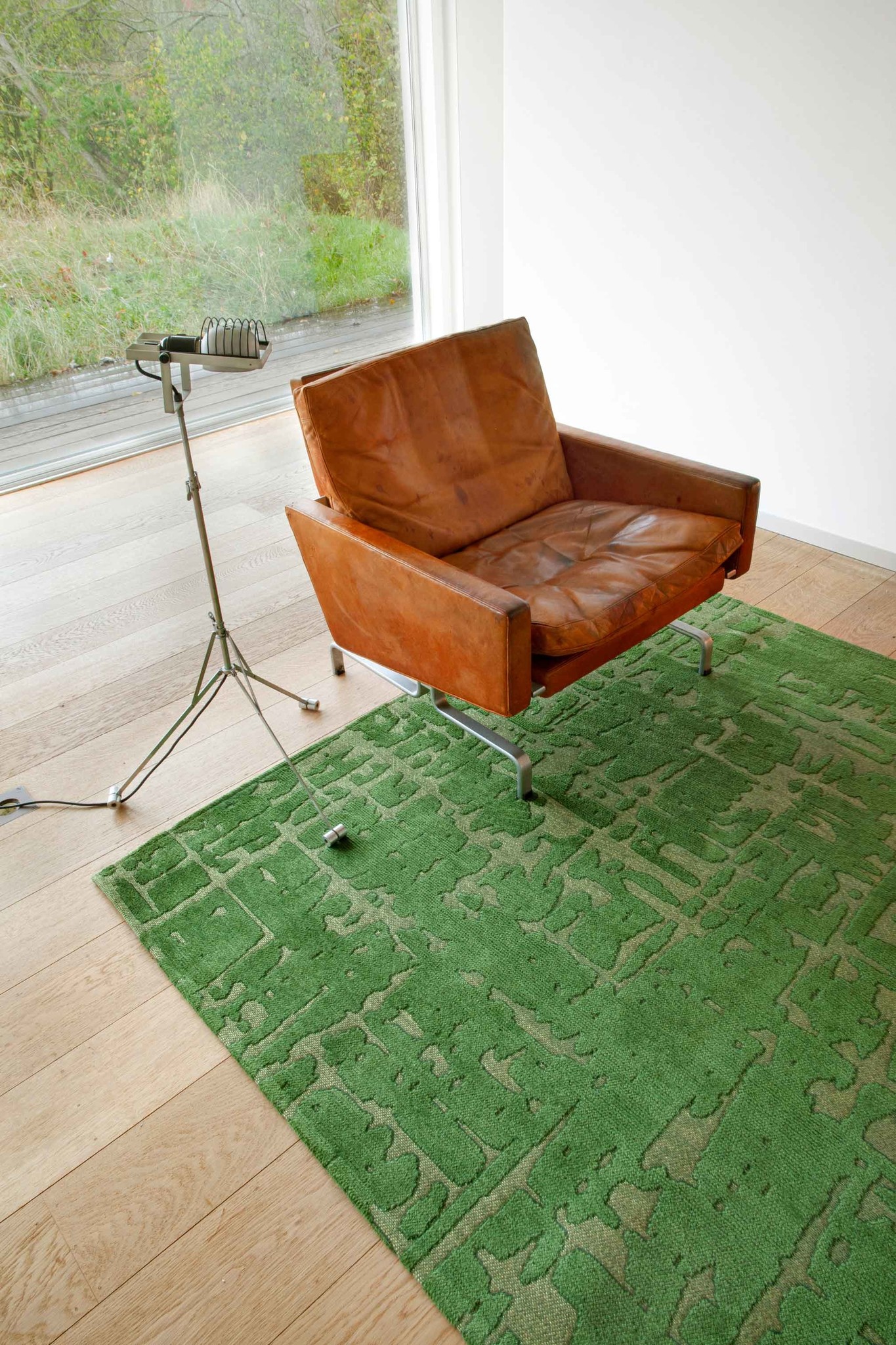 Abstract Green Belgian Rug ☞ Size: 2' 7" x 5' (80 x 150 cm)