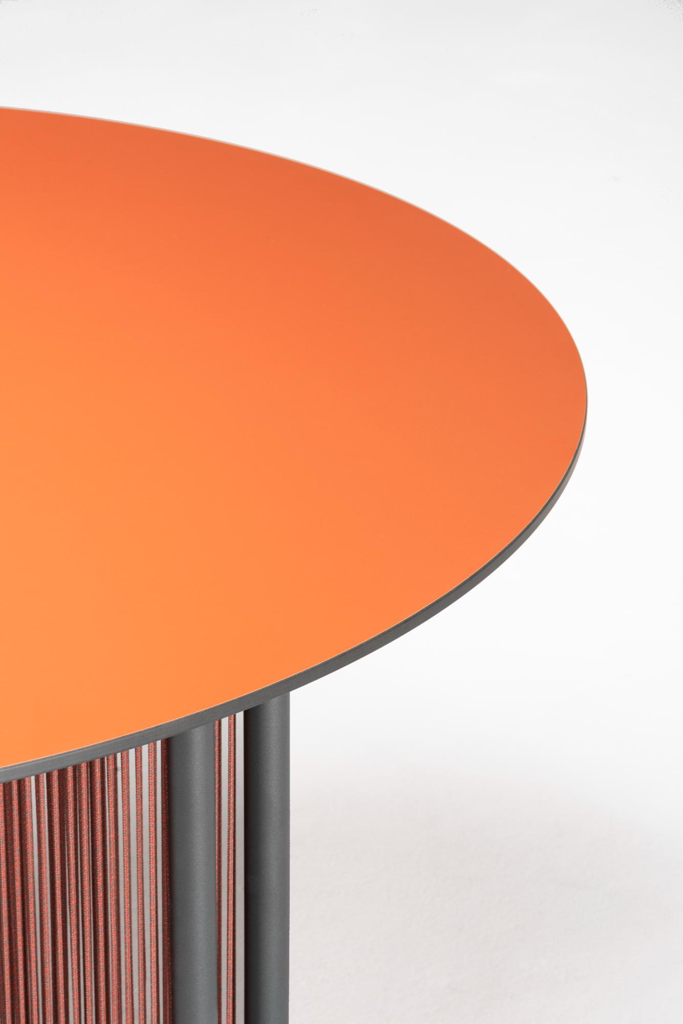 Altana T-RO Round Outdoor Dining Table