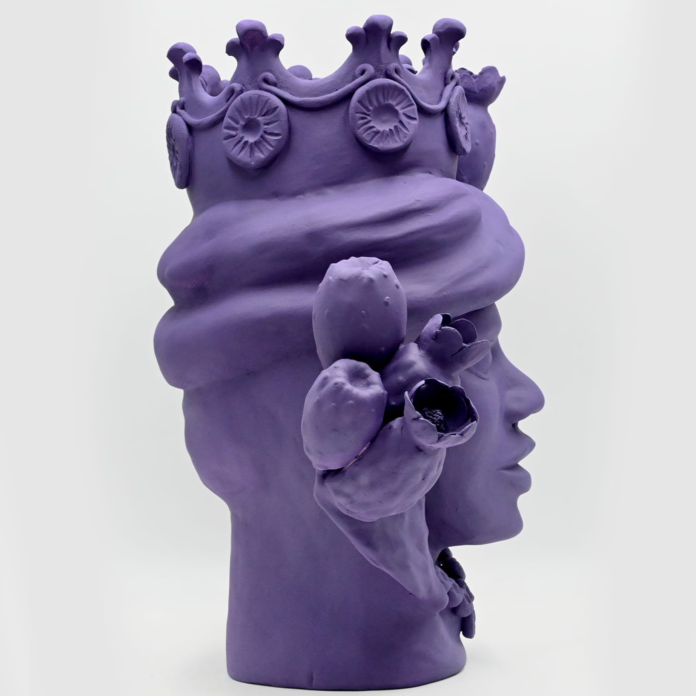 Moor's Head Violet Sculpture