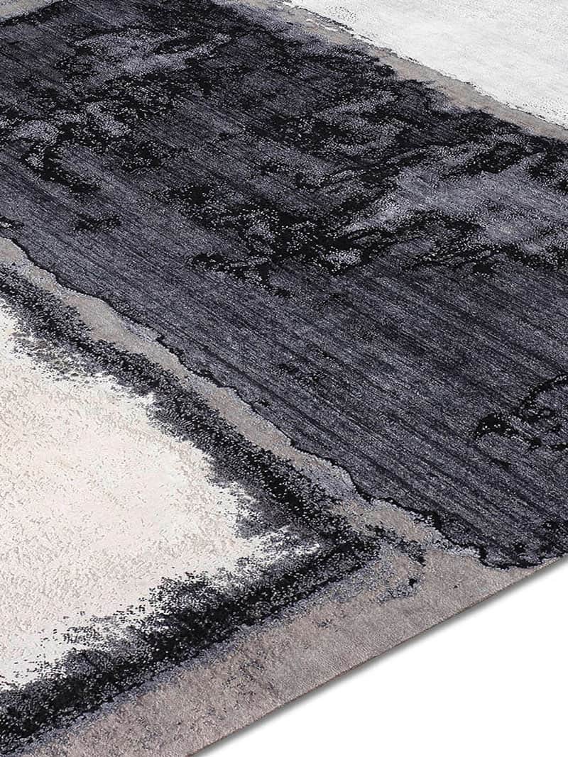 Silver / Black Hand-Woven Rug