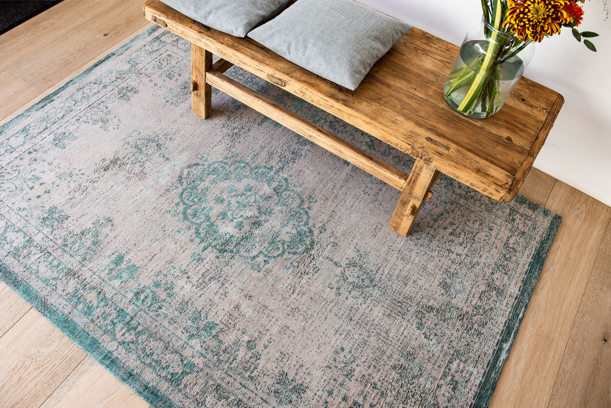 Medallion Turquoise Flatwoven Rug ☞ Size: 4' 7" x 6' 7" (140 x 200 cm)