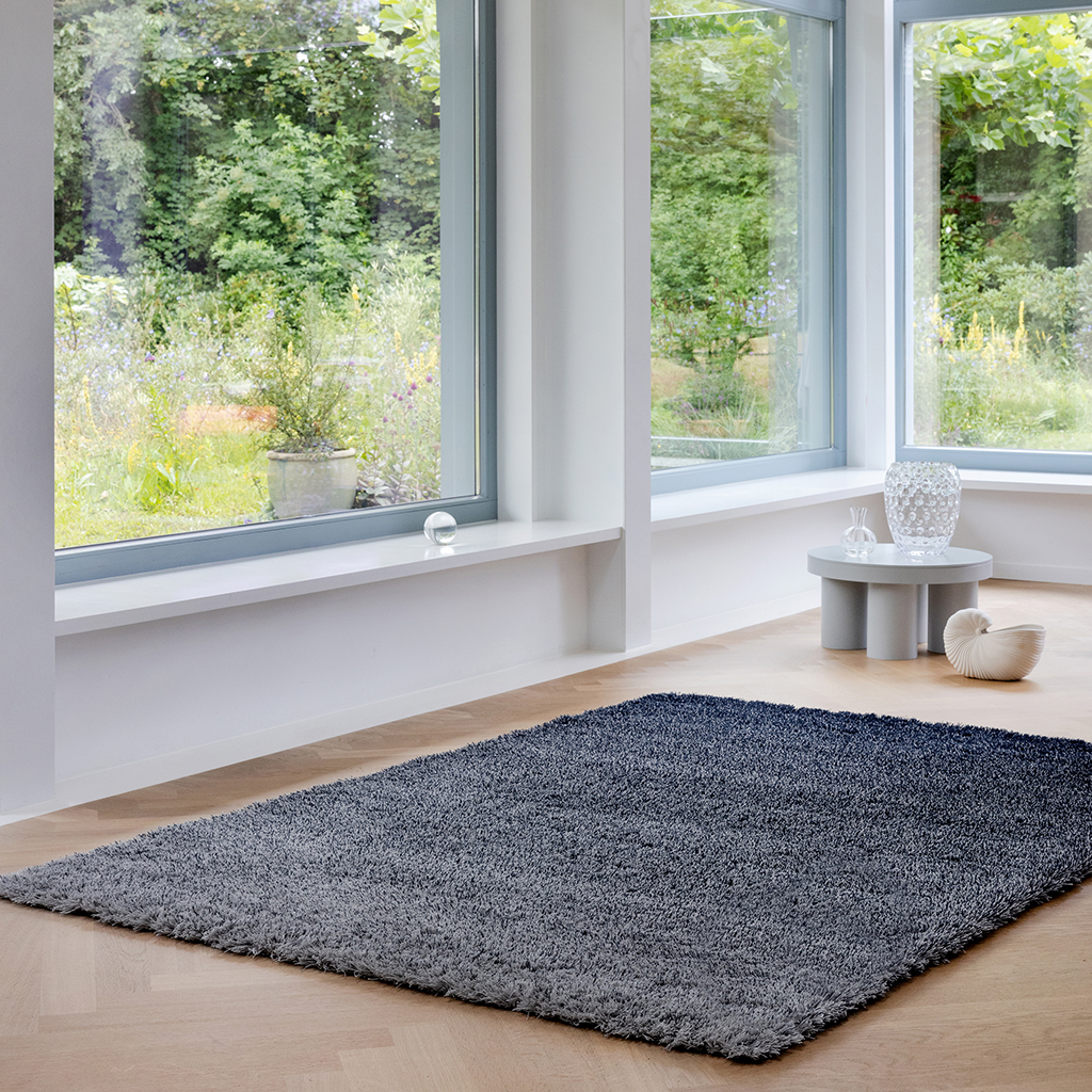 Shade High Plie Silver Wool Rug