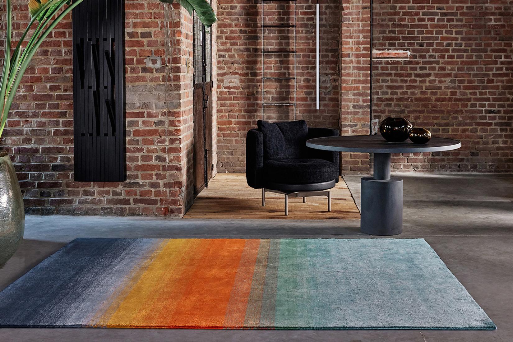 Gradient Vibrant Rug