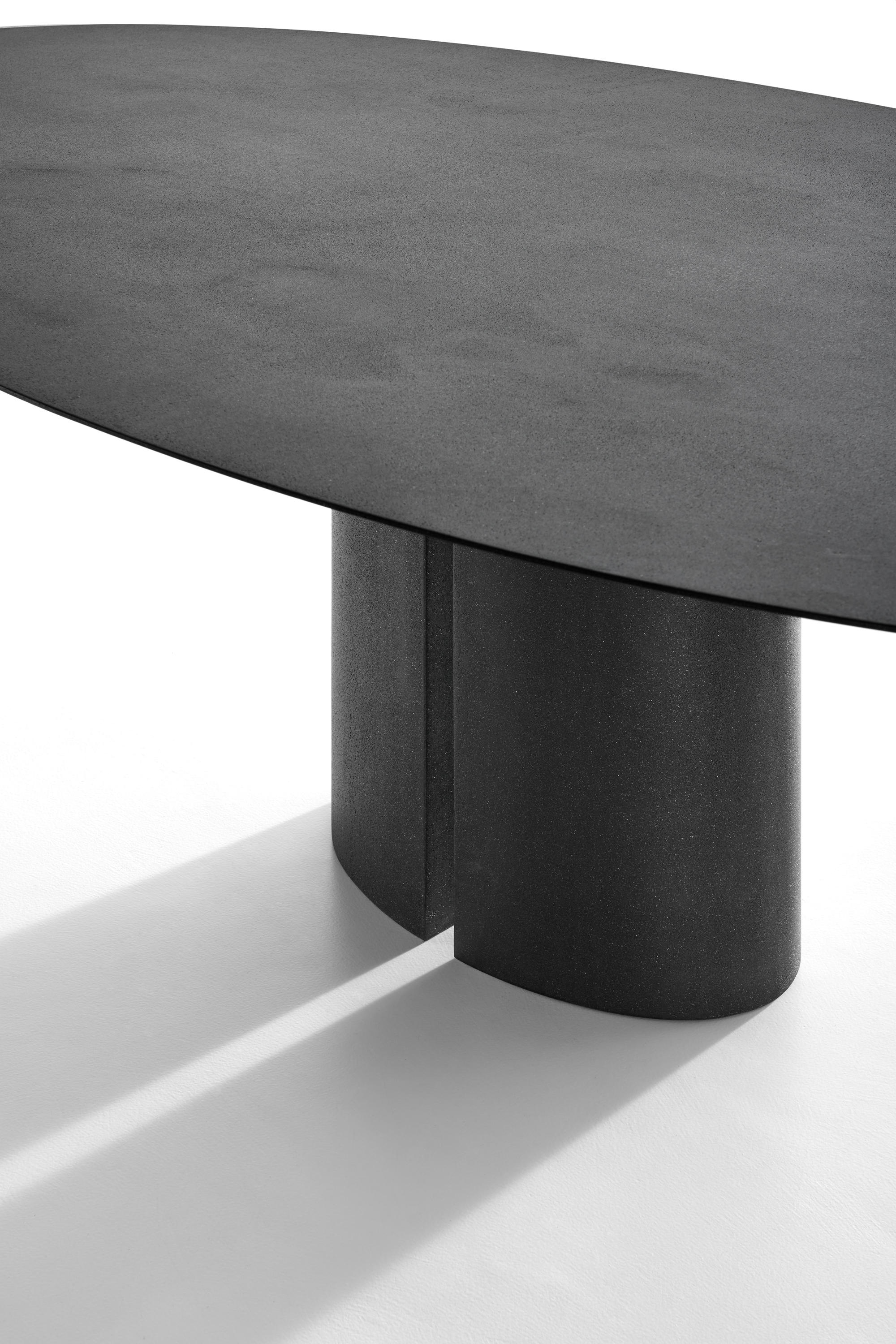 NVL Luxe Table