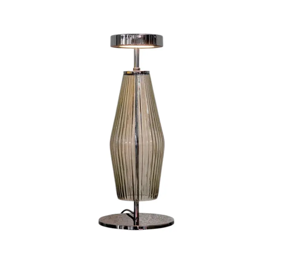 Chic Table Lamp