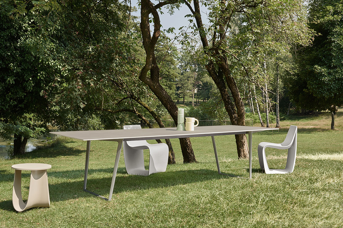 Axy High-Quality Outdoor Table