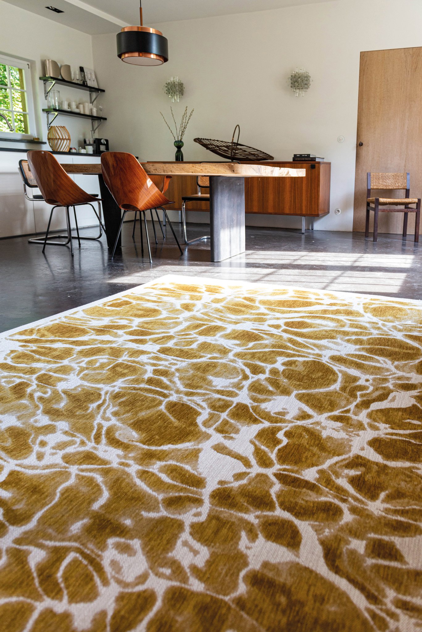 Saffron Modern Rug