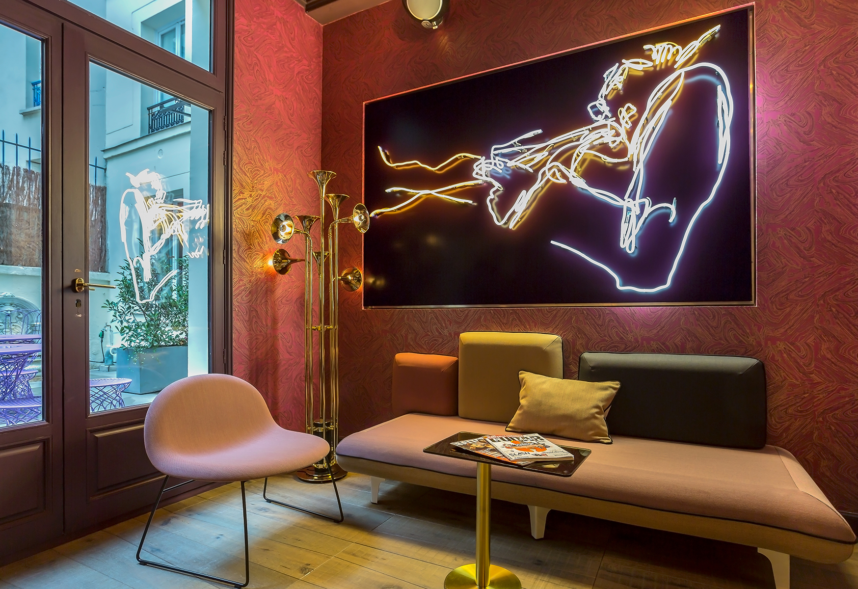 Maestro Floor Lamp - 10