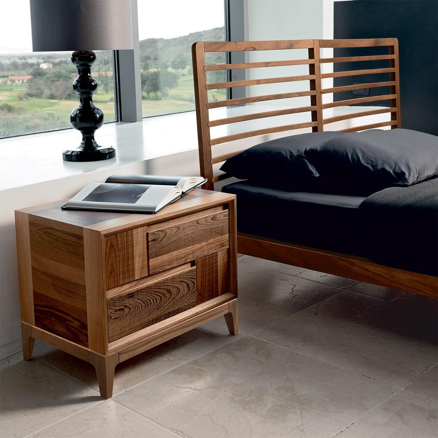 Trama e ordito Brown Nightstand
