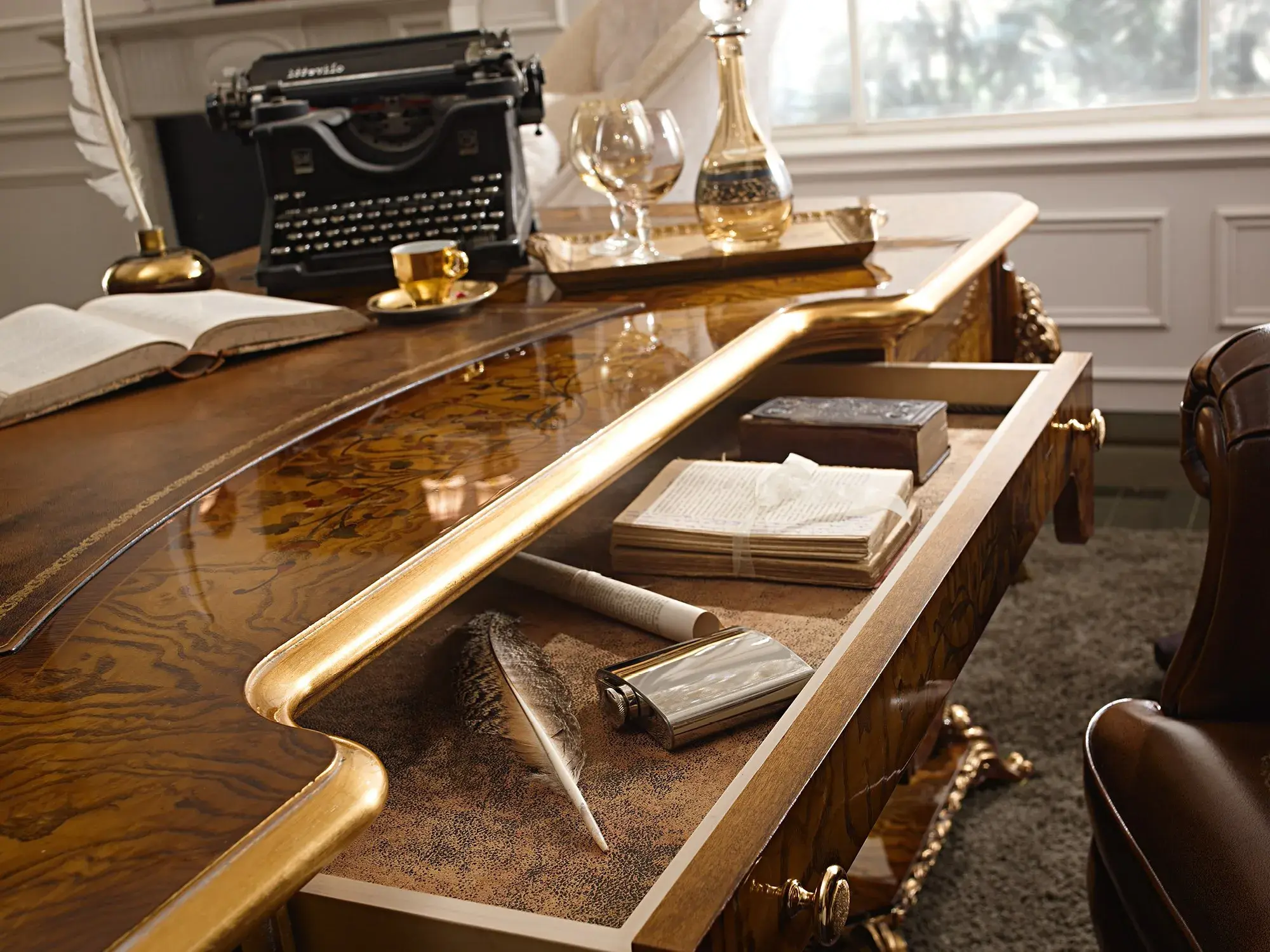 Dolcevita Luxury Writing Desk