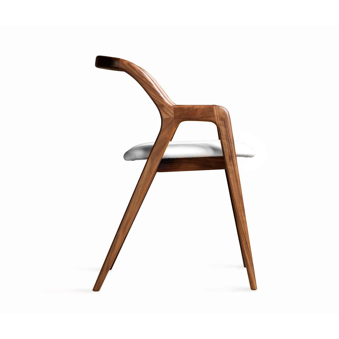 In Breve Natural Solid Walnut Chair ☞ Upholstery: Leather PANDORA 622