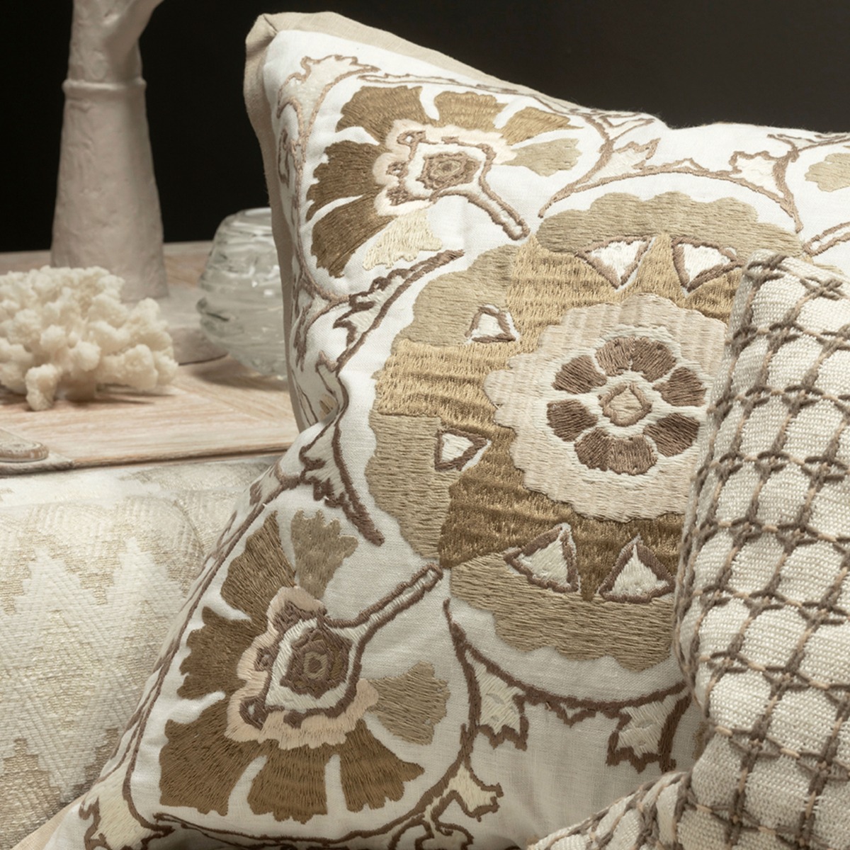 Alexi Cushion