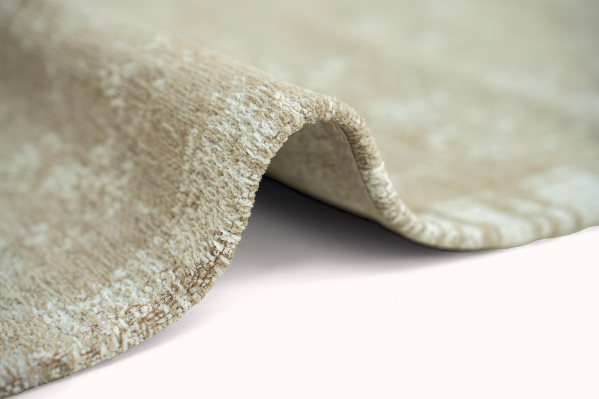 Milk Curry Rug