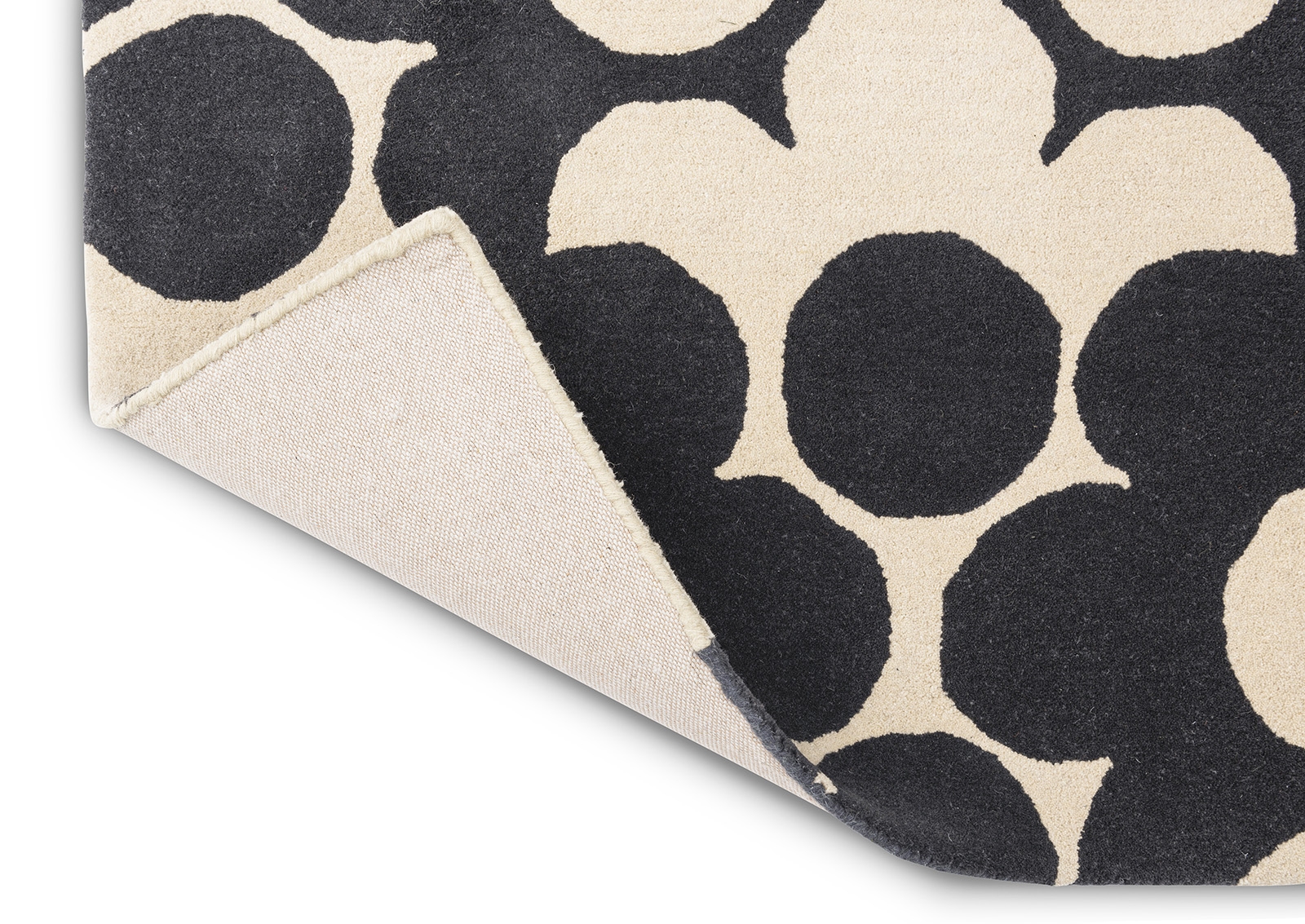 Flower Black & White Hand-Tufted Rug