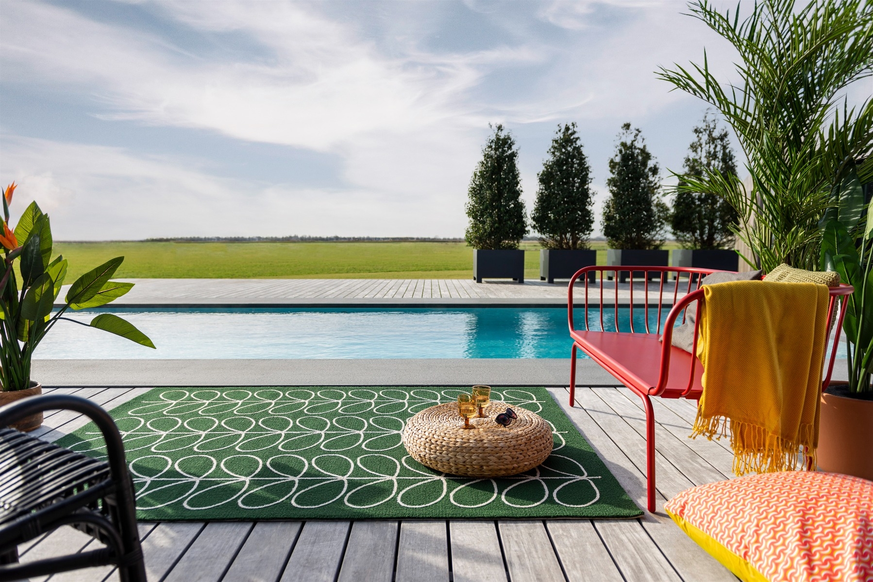 Jade Leaves Outdoor Handtufted Rug