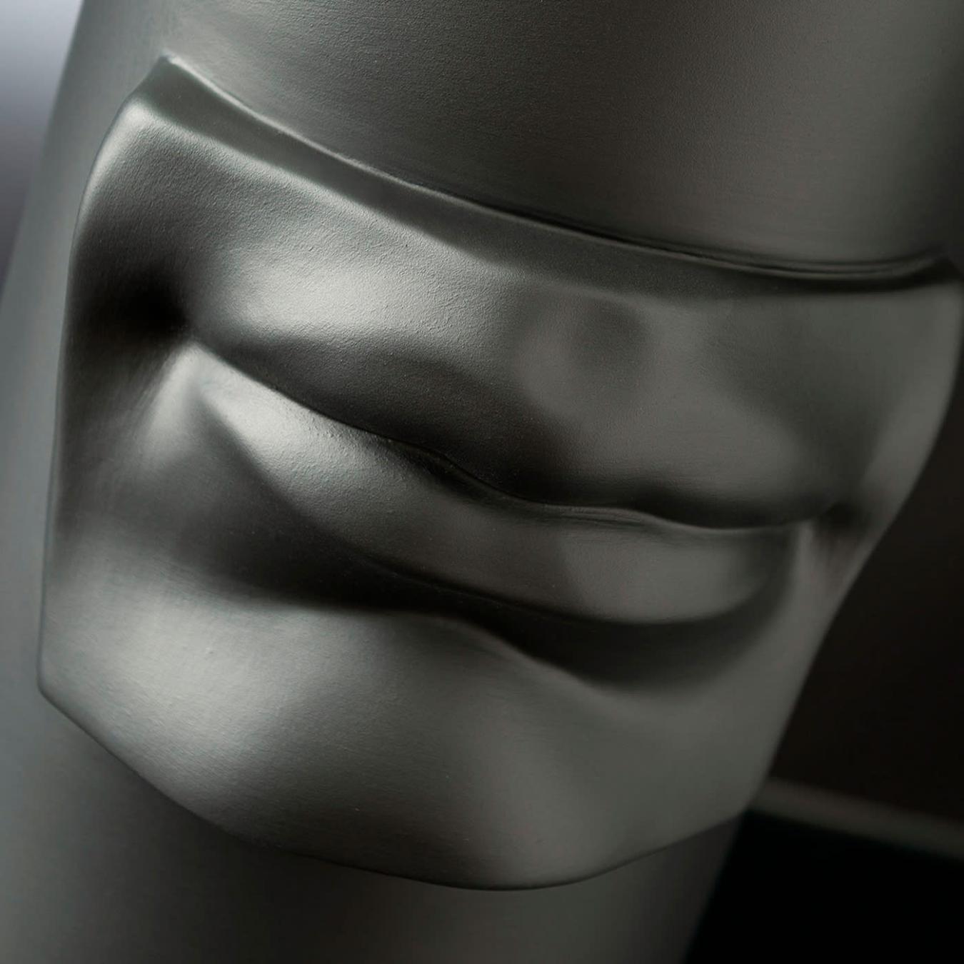 David Mouth Vase