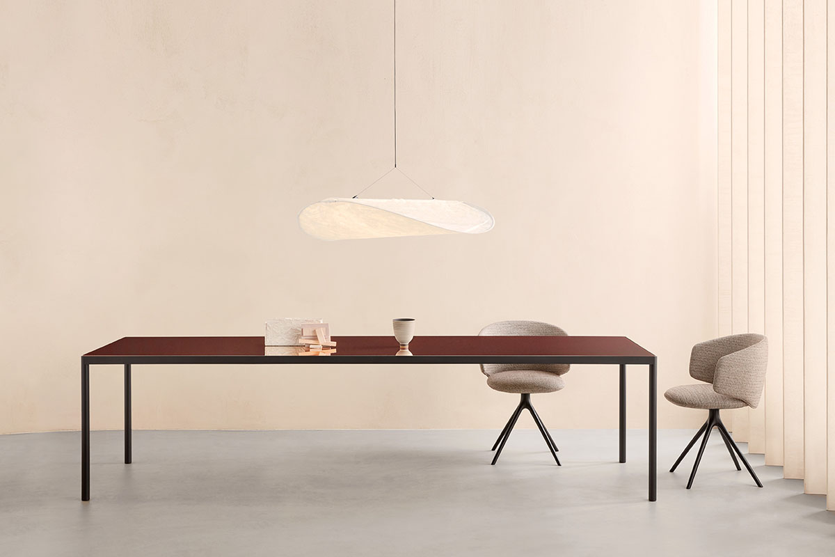 Offset Versatile Indoor/Outdoor Italian Table ☞ Use: Indoor ☞ Structure: Brushed Anodised Aluminium X137 ☞ Top: Reconstructed Stone Serena X084